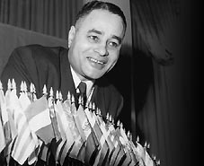 RALPH BUNCHE: AN AMERICAN ODYSSEY